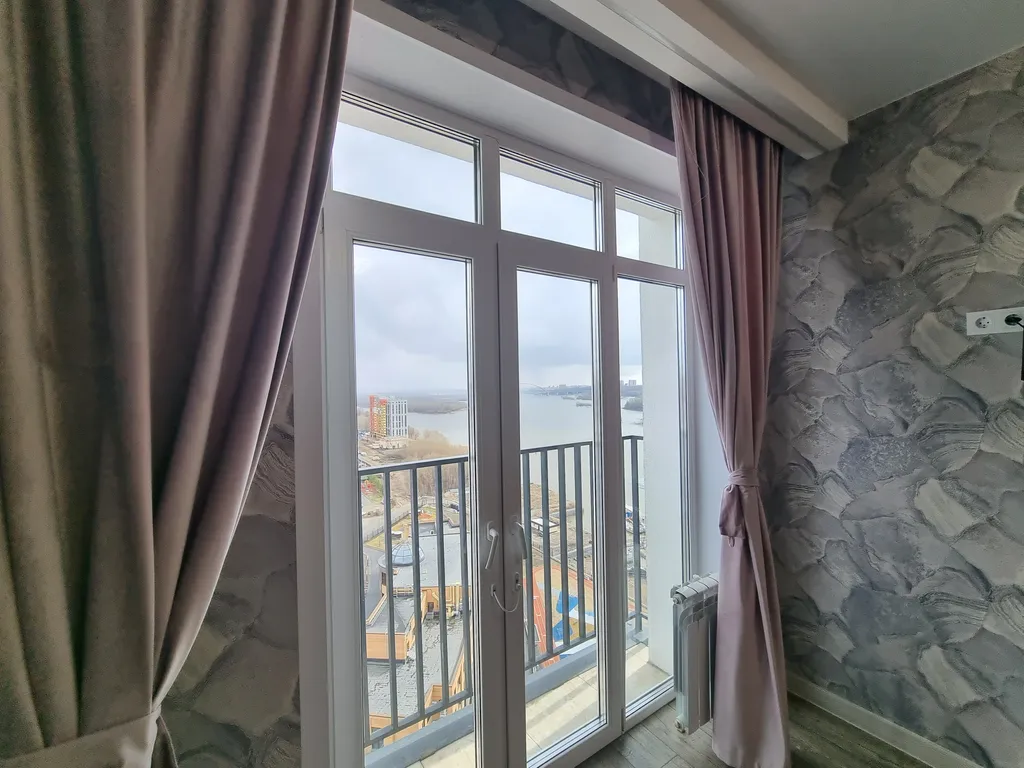 Двухкомнатные апартаменты с видом на реку