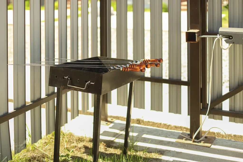 Квартира с придомовой территорией