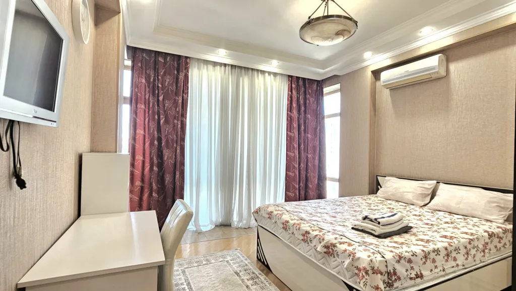 4-комнатная Квартира