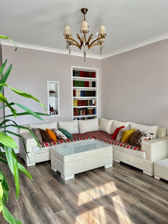 Просторная квартира в центре — аренда посуточно в Баку