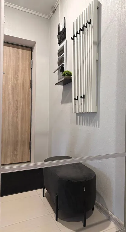 Современная новая квартира в стиле лофт недалеко от берега