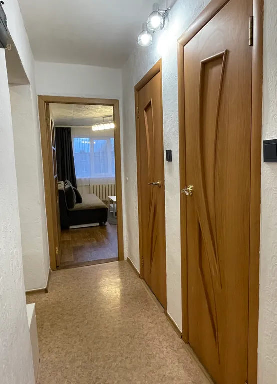 3-х комнатная квартира в уютном двухэтажном доме с палисадником