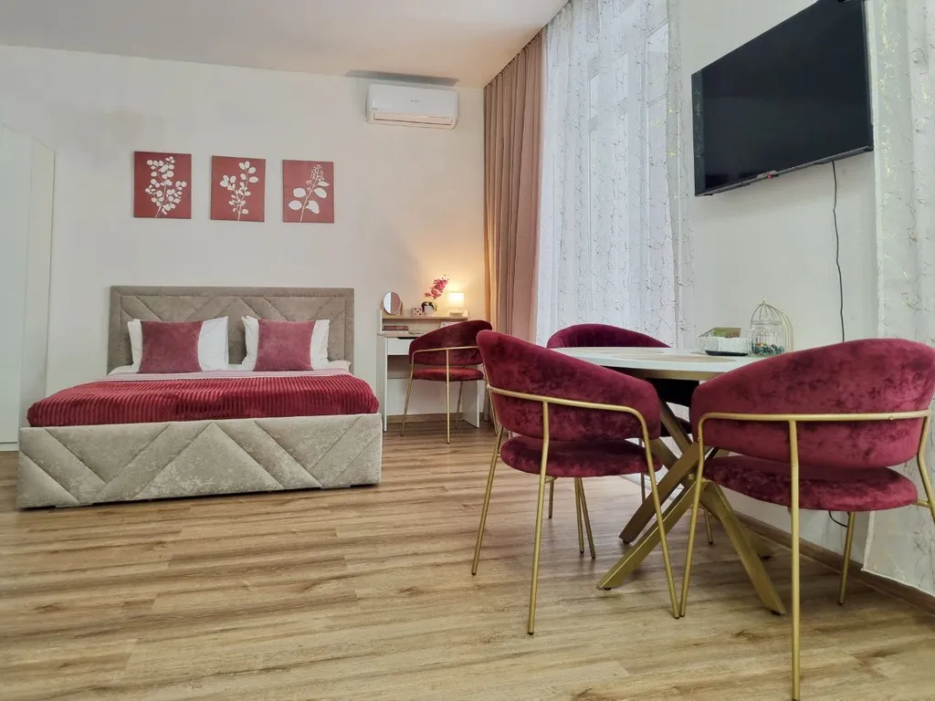 Рыжий Кот Комфорт (красивая квартира возле Вокзала)