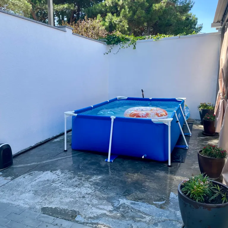 Коттедж Дом-студия с новым ремонтом — Геленджик