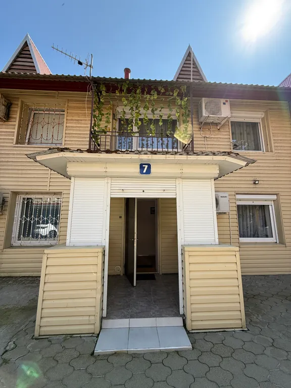 Коттедж у моря