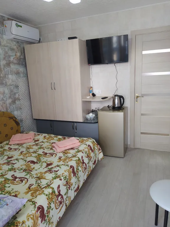 Двухэтажные таунхаусы с личной территорией под ключ