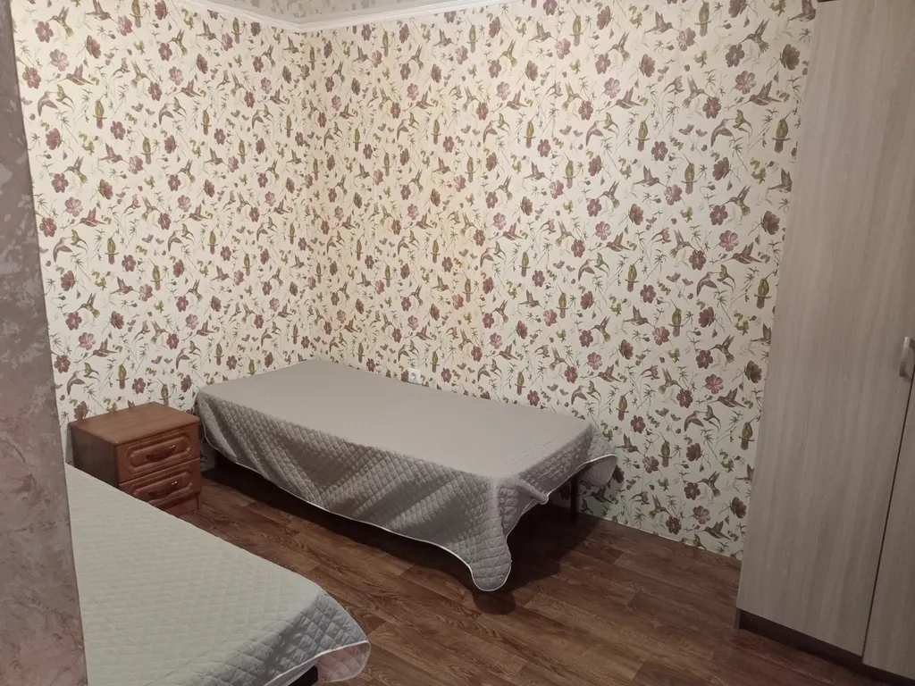 Дом с теплым бассейном и баней на дровах