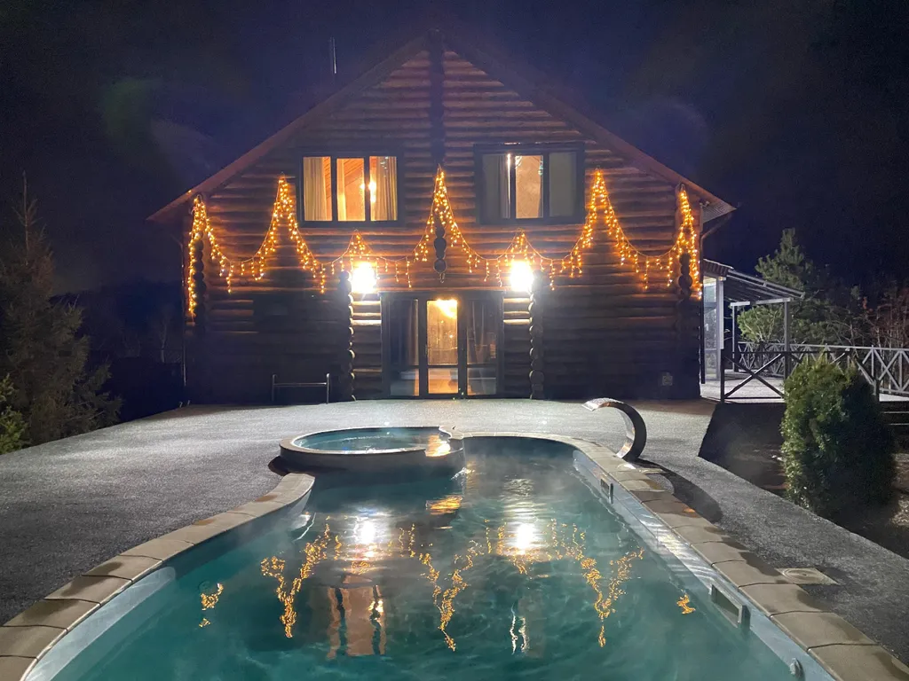 Коттедж Большой дом с баней, бассейном и видом на озеро — аренда посуточно в Уфа