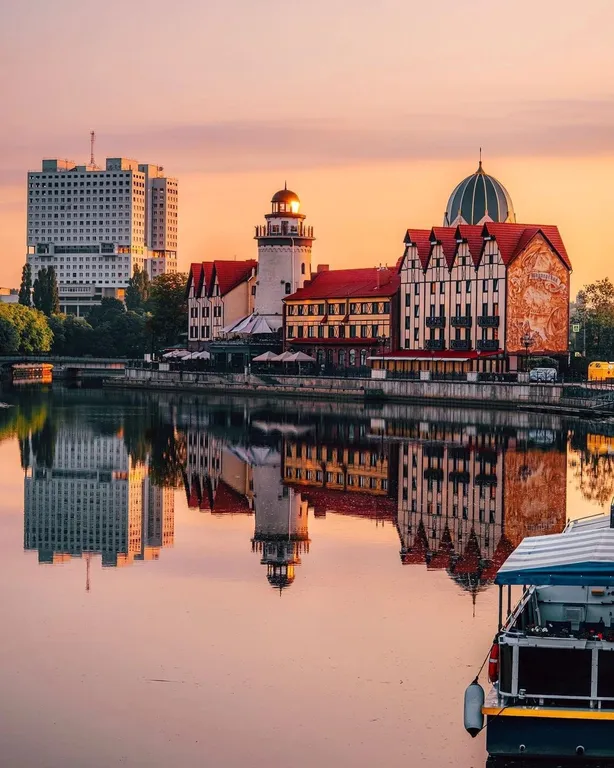 Квартира Квартира Сапфировый вечер с видом на кафедральный собор — Калининград