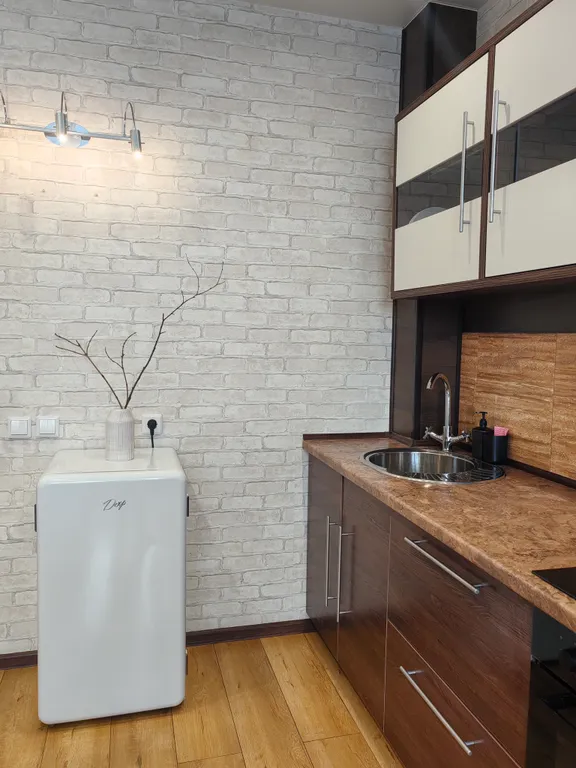 Квартира Квартира Комфортная студия у метро для троих с кофеваркой — Новосибирск