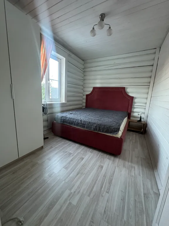 Коттедж у озера