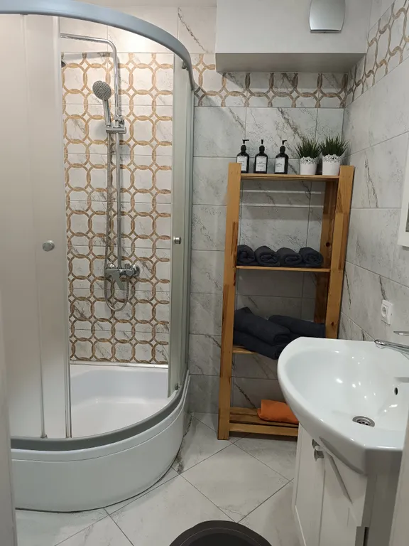 Достойная двухкомнатная квартира в самом центре города