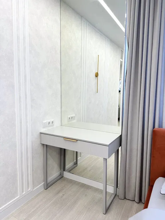 Студия люкс в Санрайз Сити