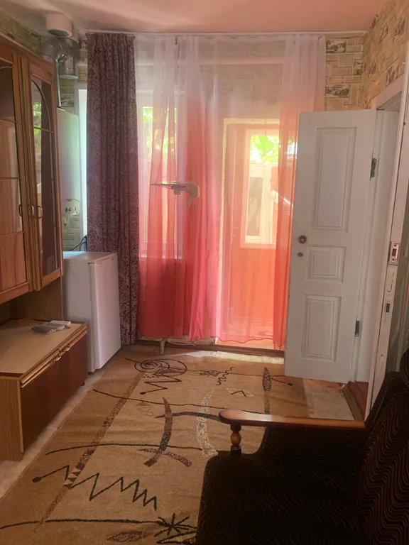 Двухкомнатный номер со своей кухней в номере и санузлом на первом этаже