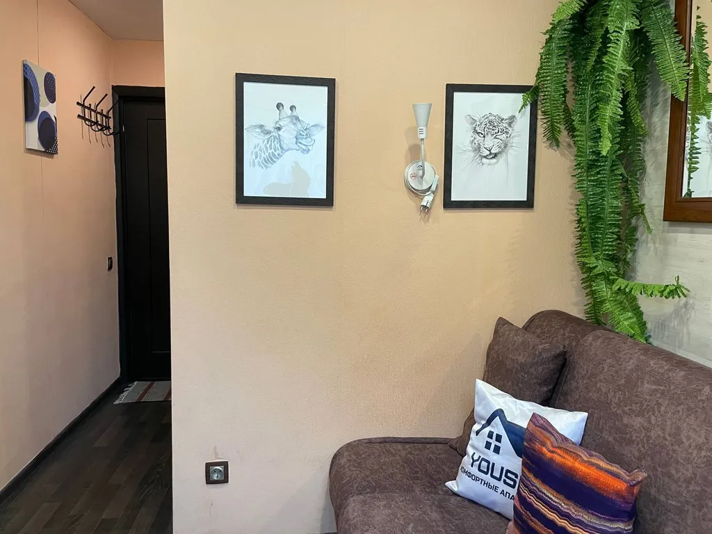 Welcome Apartment 1, Уютные апартаменты у метро, тихий центр