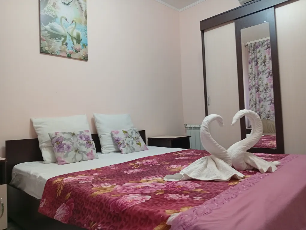 Комната с удобствами с 1 двуспальной или 2 односпальными кроватями