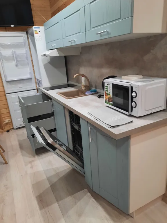 Домик с видом на сосновый бор и Ладожское озеро