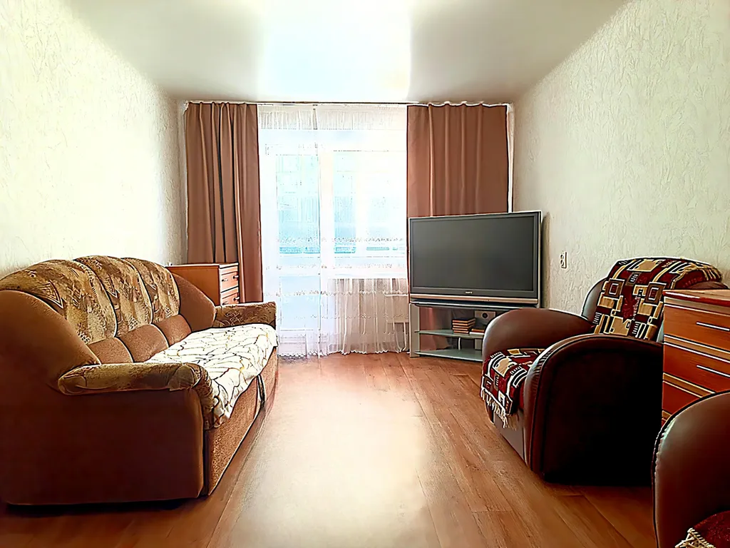 Уютная квартира в центре города с шикарным видом на лес и горы