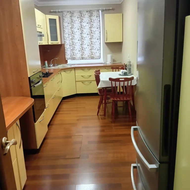 Дом в центре, рядом с парком