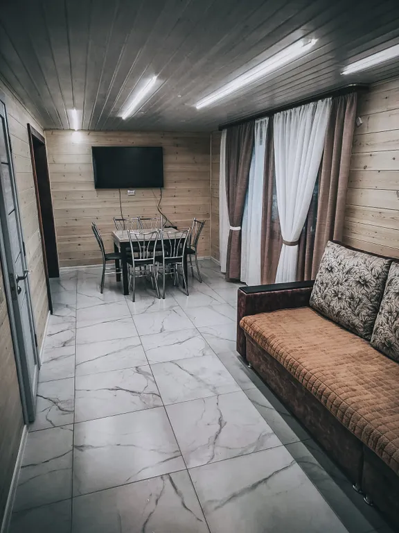 Коттедж рядом с сектором Б