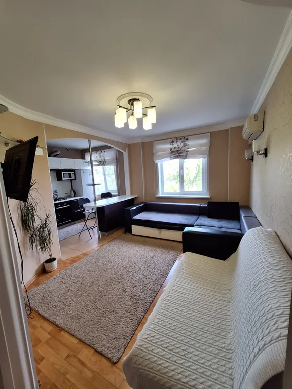 Квартира недалеко от ярмарки, стадиона и вокзала