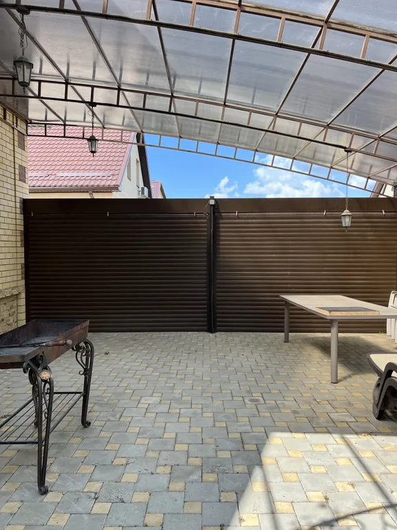 Загородный дом 5 спален с бассейном и большой территорией