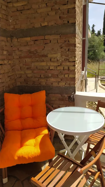 Дом у соснового парка и моря