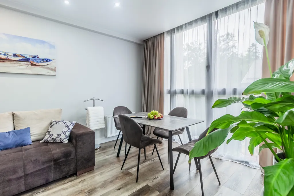 Апартаменты в клубном доме
 «Резиденция Максим»