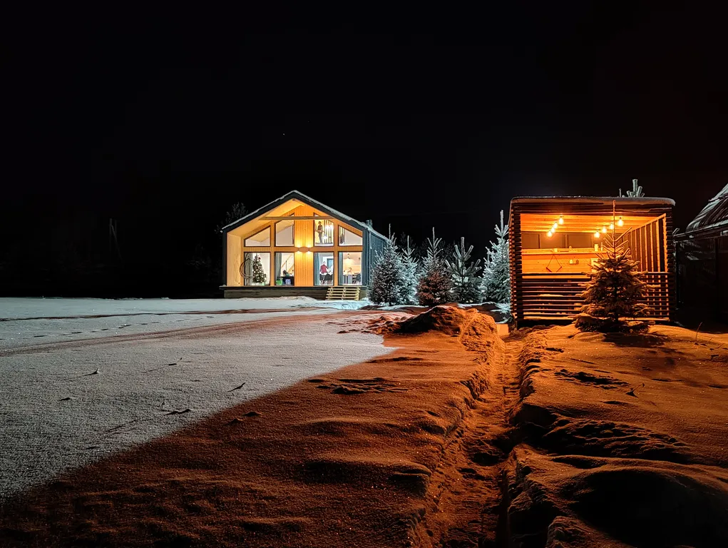 Гостевой дом Панорама на берегу реки около Вотчины деда мороза