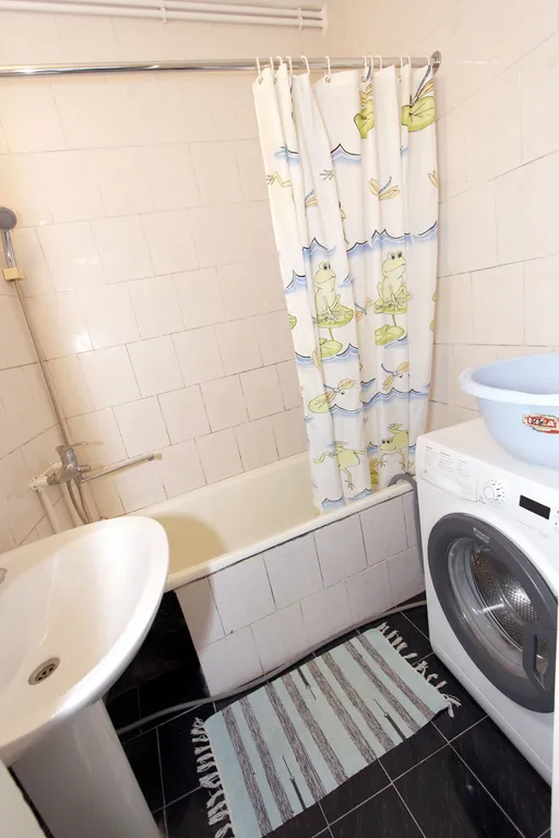 Двухкомнатный уютный дом 10 минут от пляжа