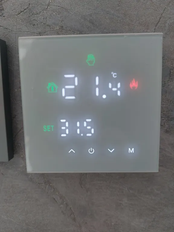 Новая, стильная 2-евро квартира на 22-м этаже с видом на город