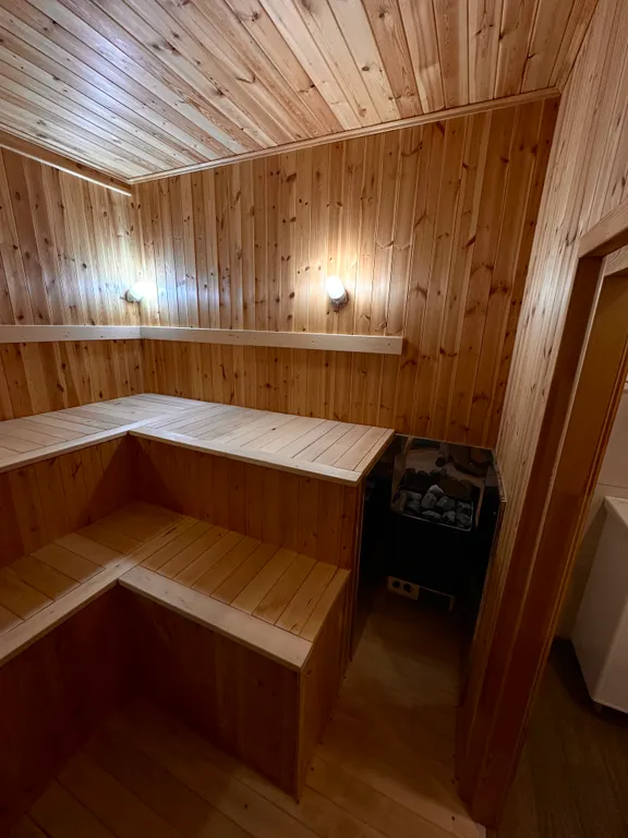 Уютный дом-лофт с видом на лес и реку