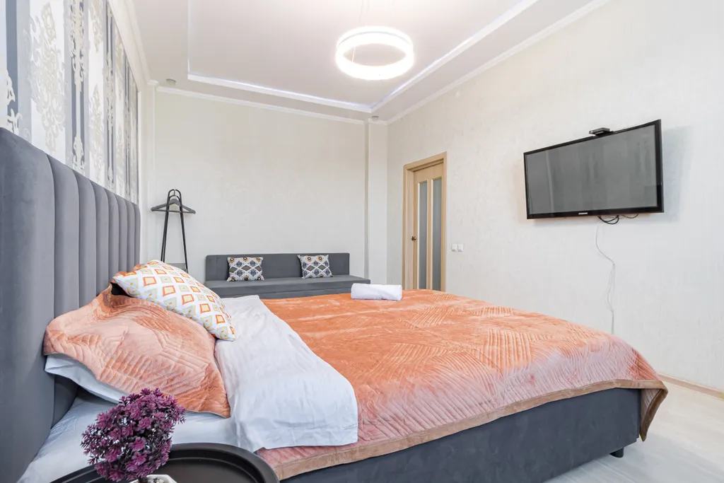 Экспо бульвар-1