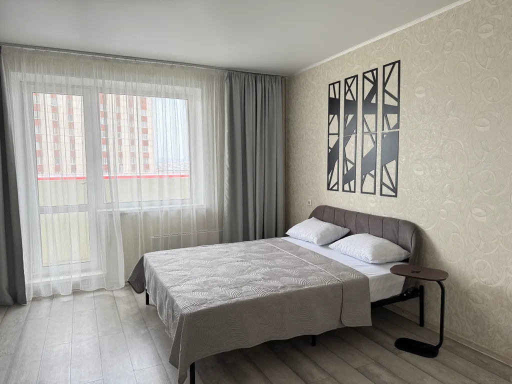 Совершенно новая квартира в центре — аренда посуточно в Миасс