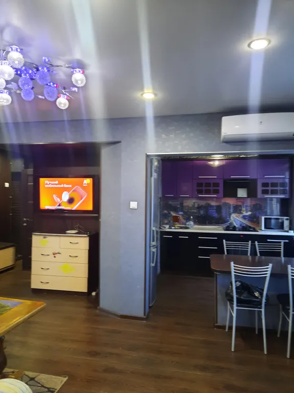 Комфортная квартира на Красной линии