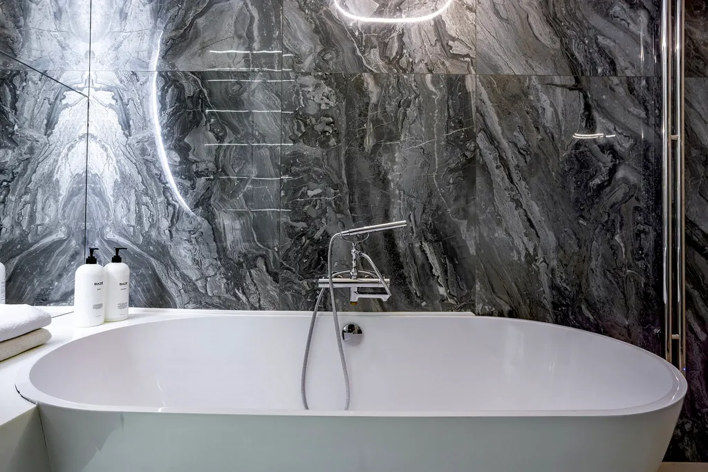 Люкс с роскошной ванной