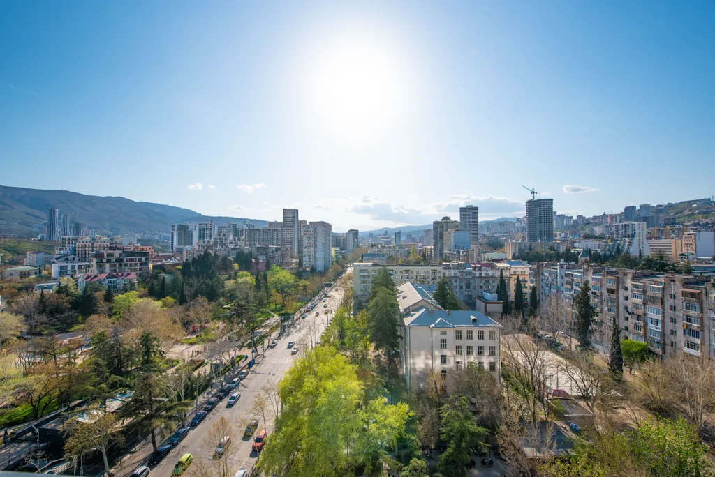 Светлая квартира с прекрасном видом на город и парк