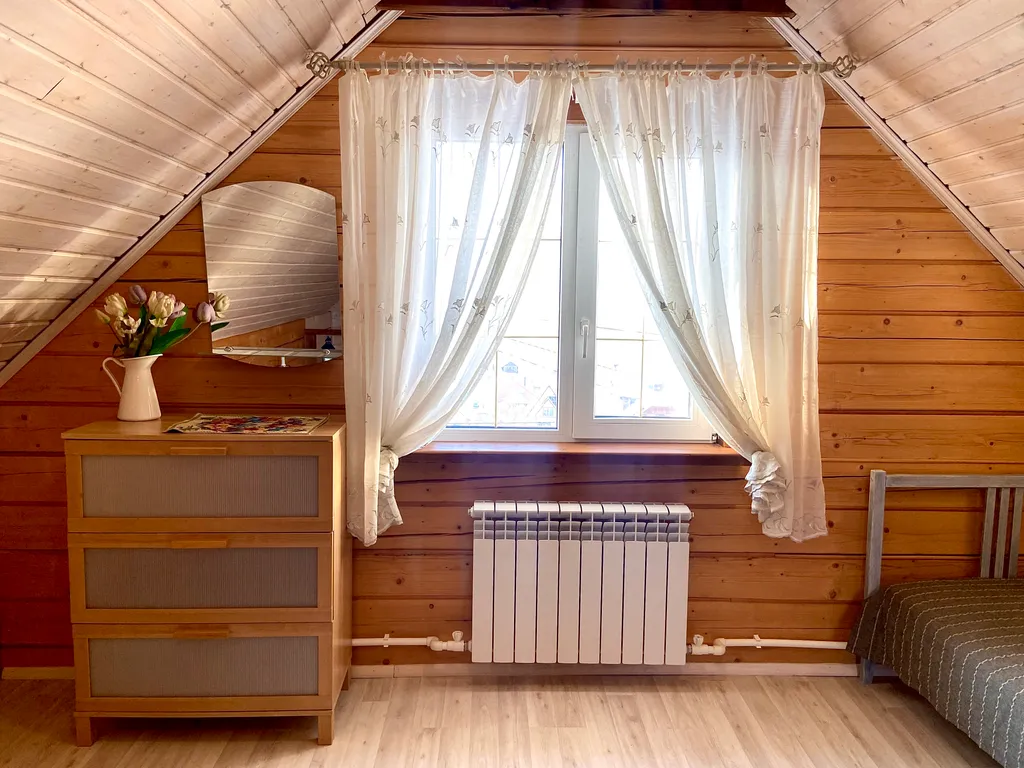 Домик в Горном Алтае с видом на горы