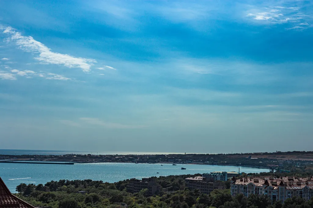 Апартаменты с видом на море в ЖК Лазурный 19