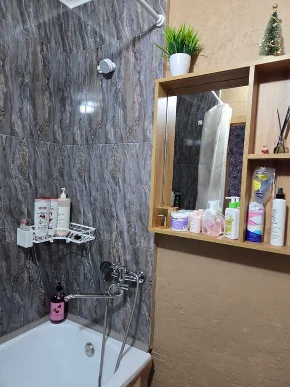 Однокомнатная квартира с видом на Батарейную гору