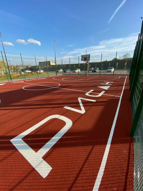 Студия у Буртасы и кардиоцентра