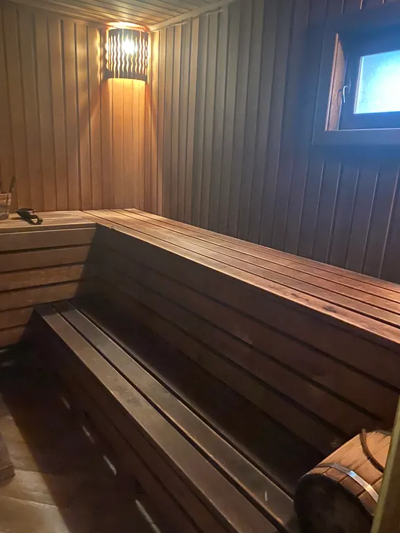 Уютный загородный дом с русской баней на дровах