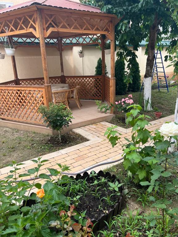 Квартира Уютная комната с видом на палисадник — аренда посуточно в Дербент