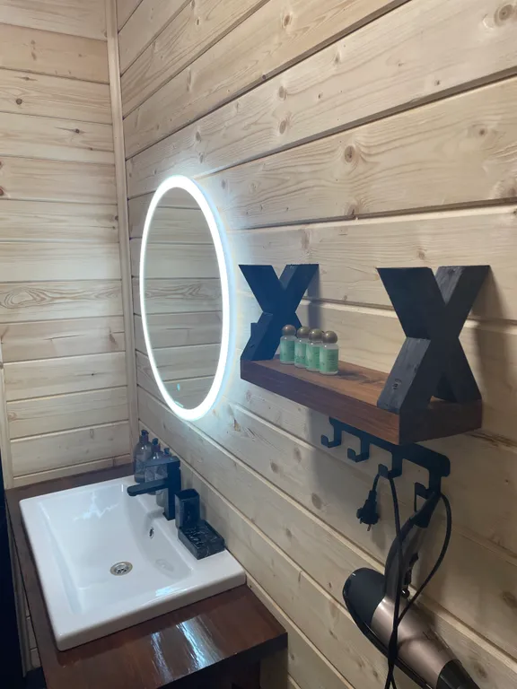 Апартаменты в коттедже 2 этаж четырёхместные