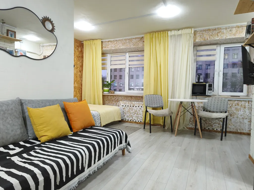 Квартира Душевное жилье над пиццерией, небольшая, но очень уютная студия — аренда посуточно в Могилёв