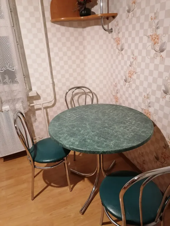 Квартира напротив метро Малиновка