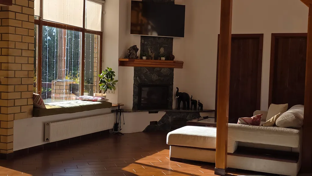 Коттедж на берегу камы