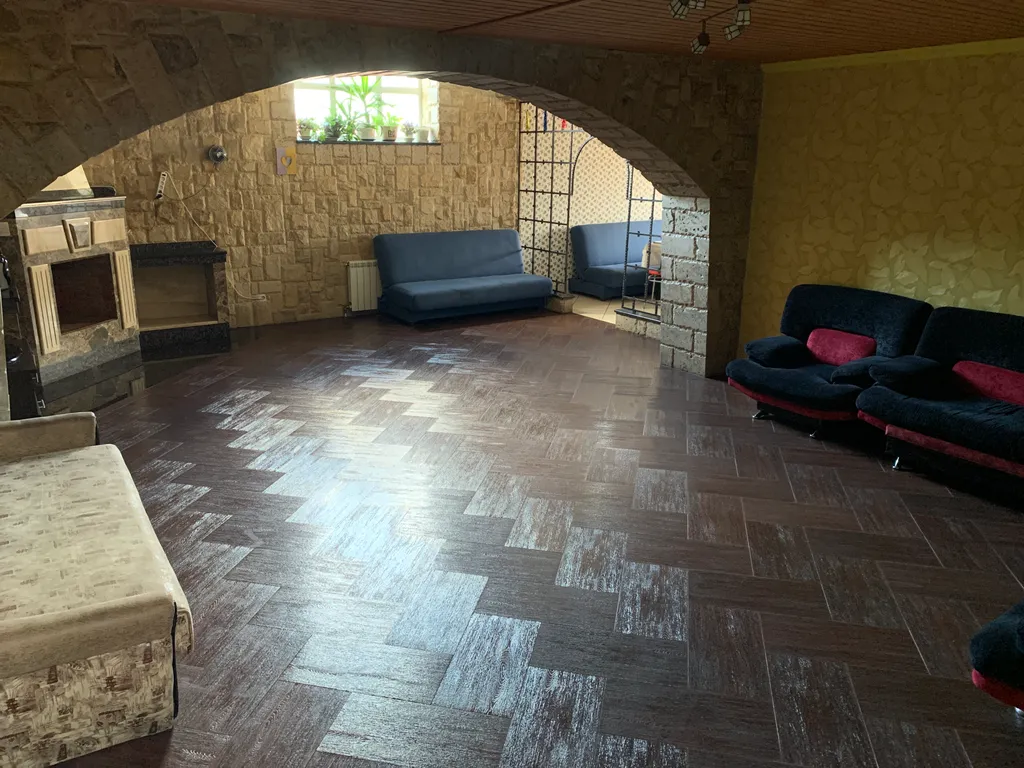 Уютный большой коттедж