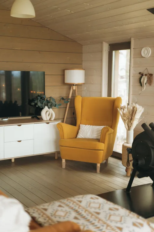 Дом с баней и чаном у воды и леса бохо