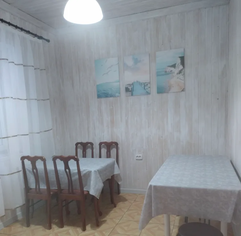 Квартира Квартира Двухкомнатные пятиместный номер — Голубицкая